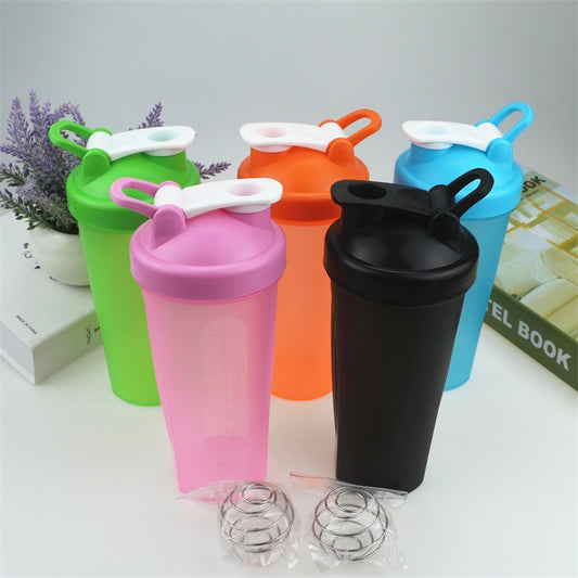 Factory wholesale Food Grade 600ml Outdoor Gym Sports Premium Protein Shaker Water Bottle Protein Shake Cup