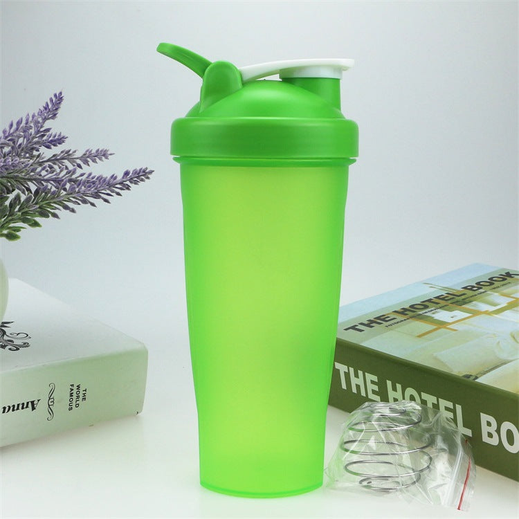 Factory wholesale Food Grade 600ml Outdoor Gym Sports Premium Protein Shaker Water Bottle Protein Shake Cup